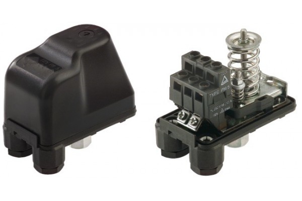 Реле давления со встроенным манометром ITALTECNICA PM/5-3W