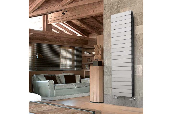 Royal Thermo Pianoforte Tower Silver Satin 500 (22 секций)